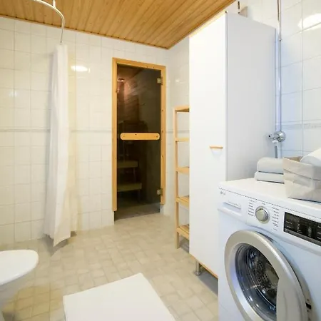 ホテル Aurora Riverside ロヴァニエミ